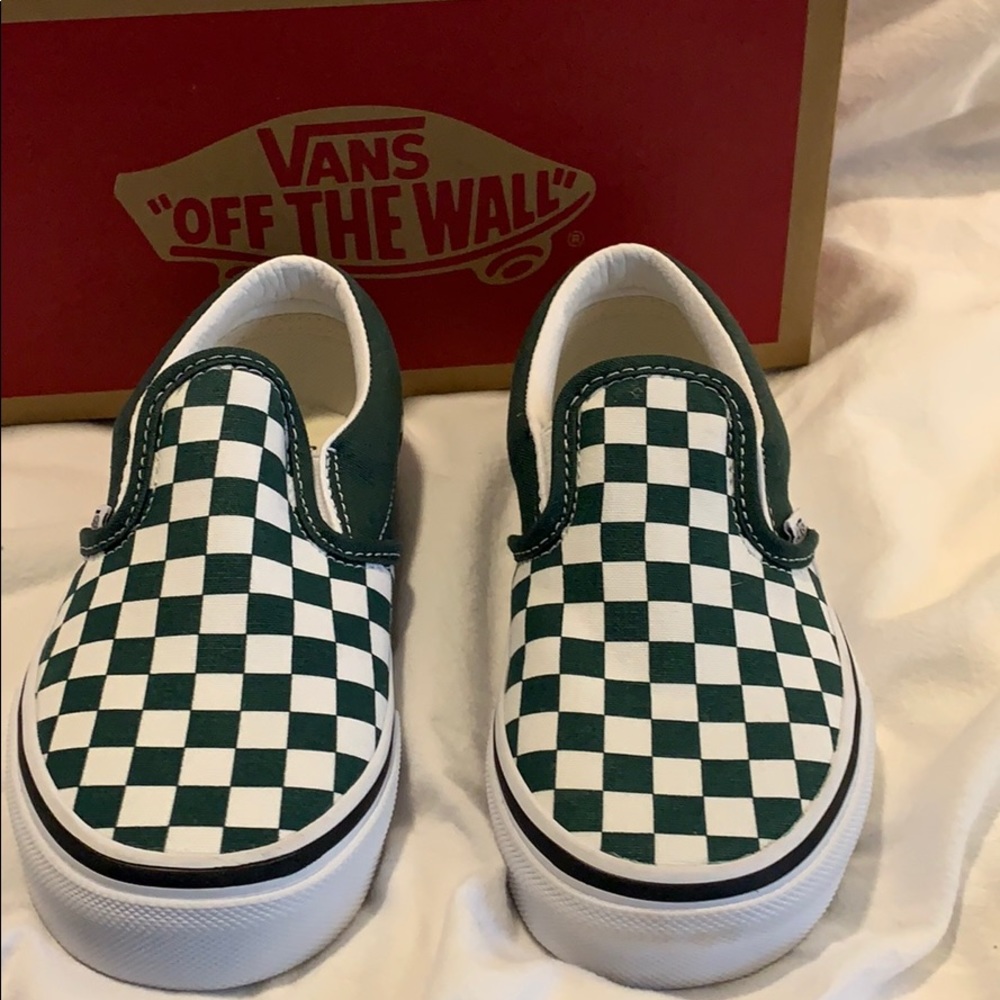 NIB kids Vans slip-on